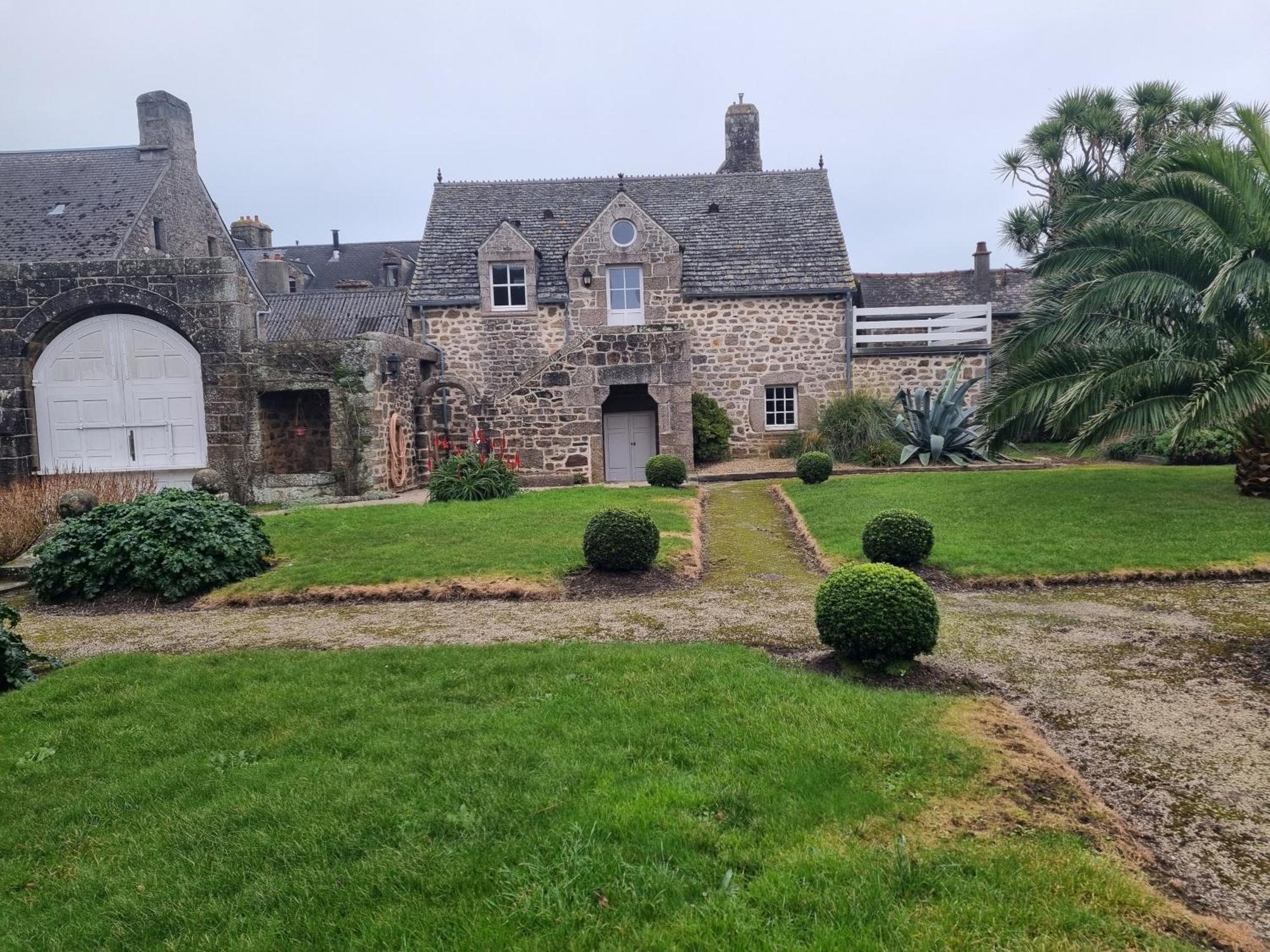 Le Conquerant - Chambres Meublees - Barfleur Luaran gambar